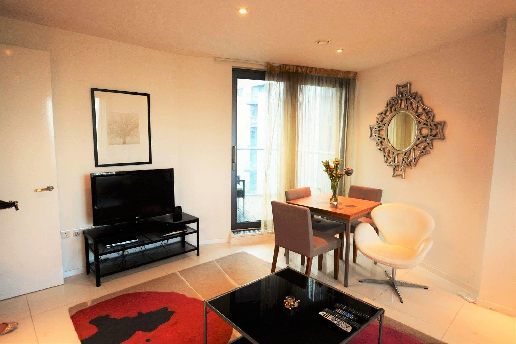 Zen Apartments London - Excel O2 Arena Luaran gambar