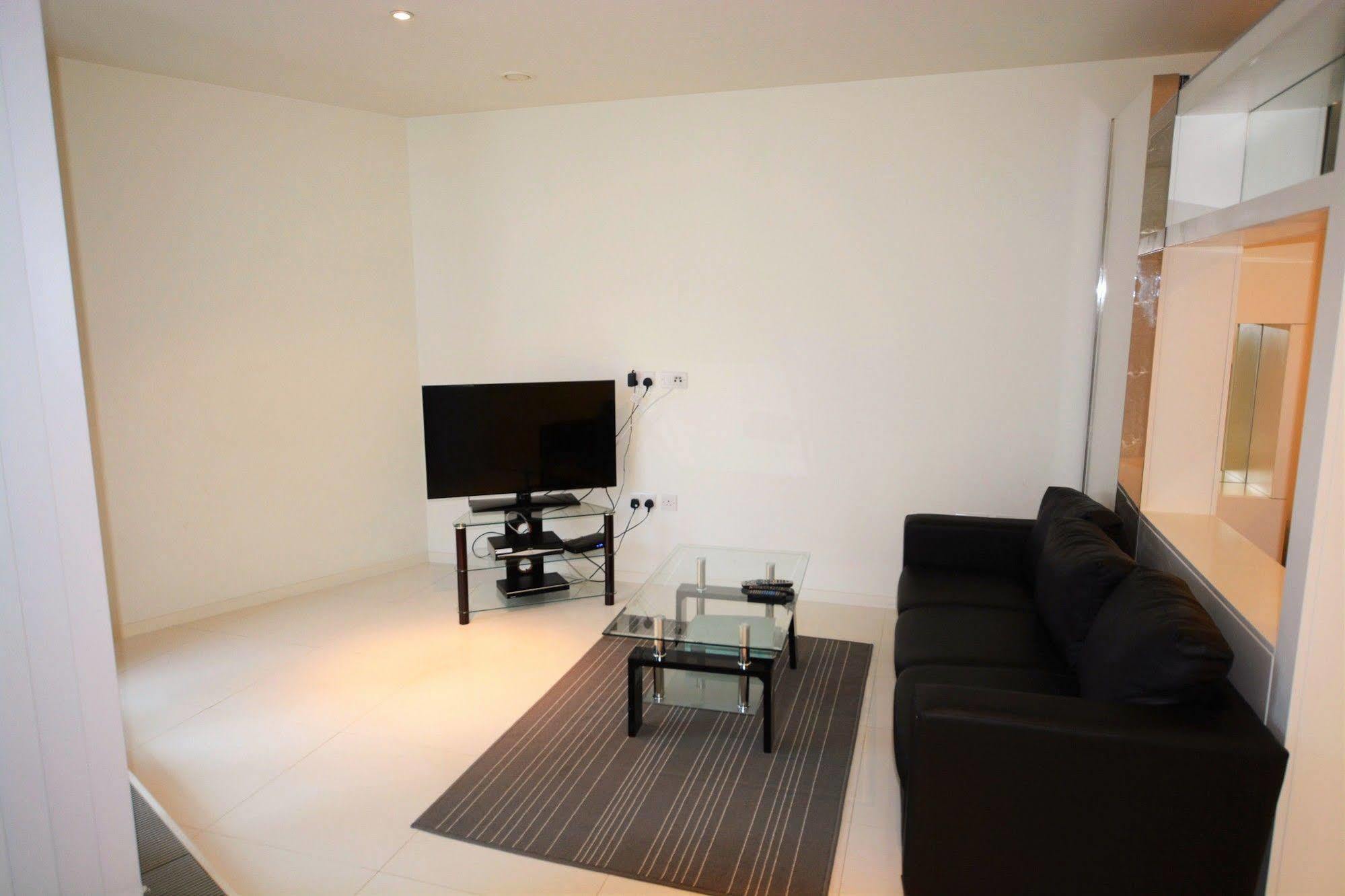 Zen Apartments London - Excel O2 Arena Luaran gambar